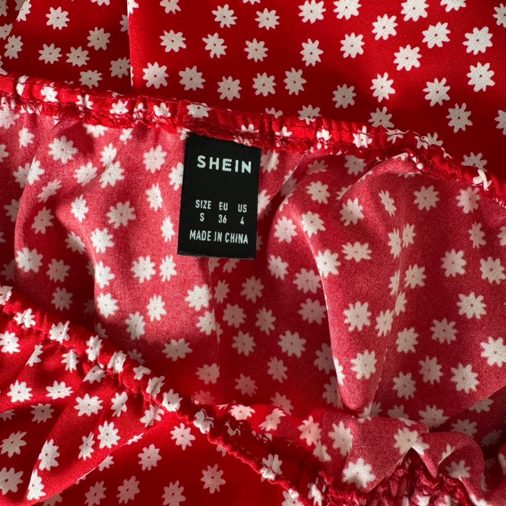 SHEIN Red and White Floral Dress - Picture 6 of 6